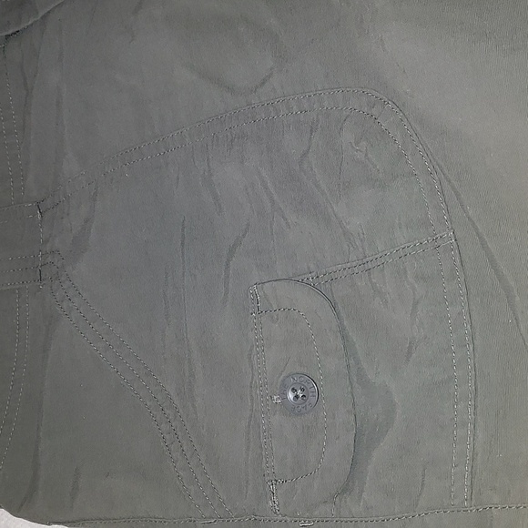 The North Face athletic shorts NWOT - Picture 3 of 8